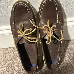 Brown leather Sperry Topsider boat shoes